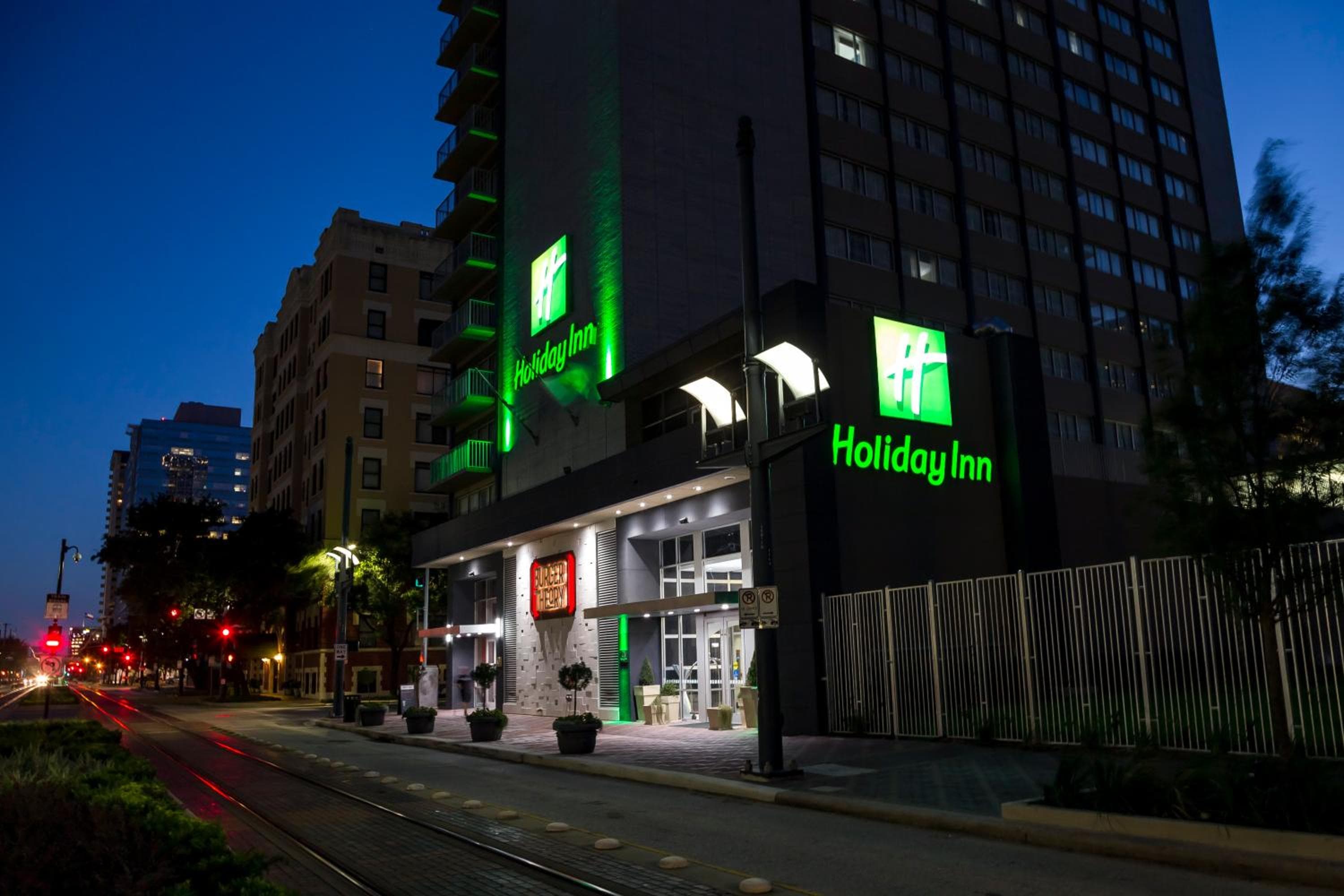Holiday Inn Houston Downtown by IHG in Houston
