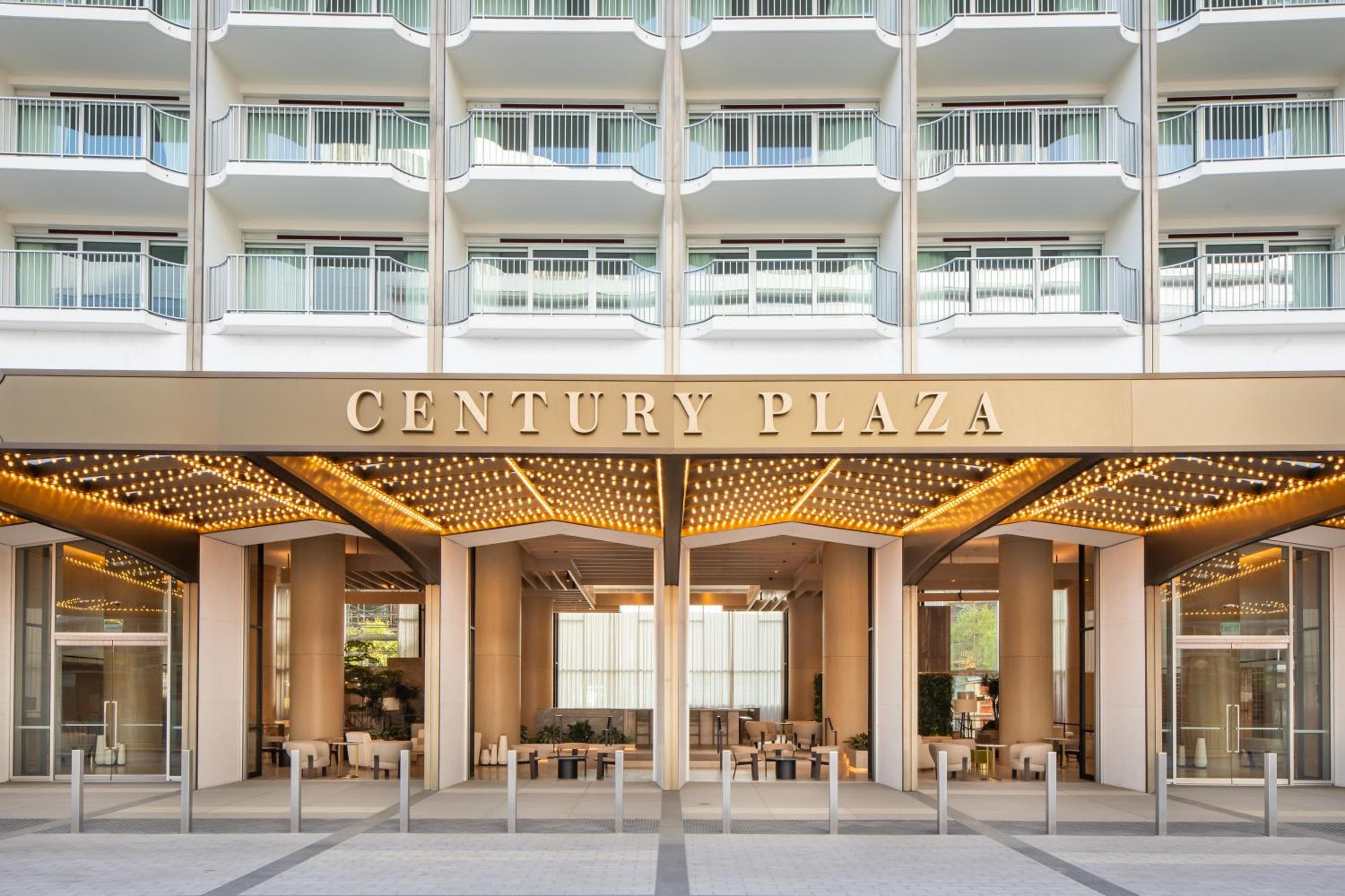 Fairmont Century Plaza Los Angeles at Beverly Hills in Los Angeles