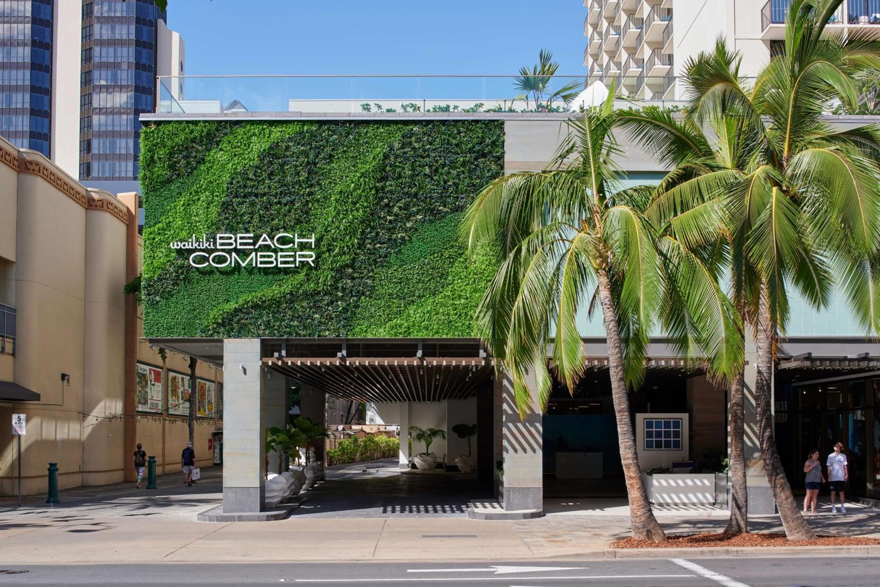 OUTRIGGER Waikiki Beachcomber Hotel in Honolulu