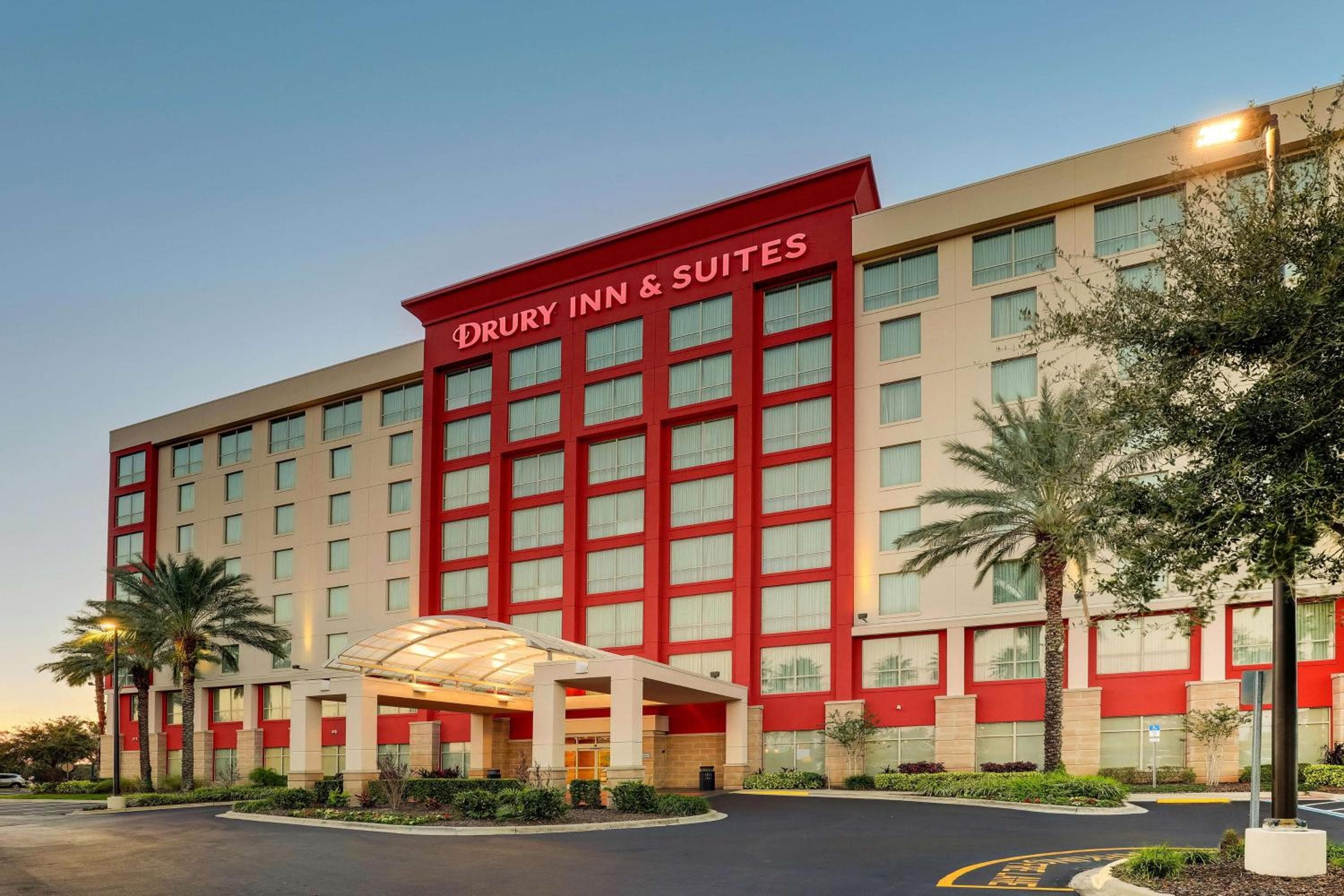 Drury Inn & Suites Orlando near Universal Orlando Resort in Orlando