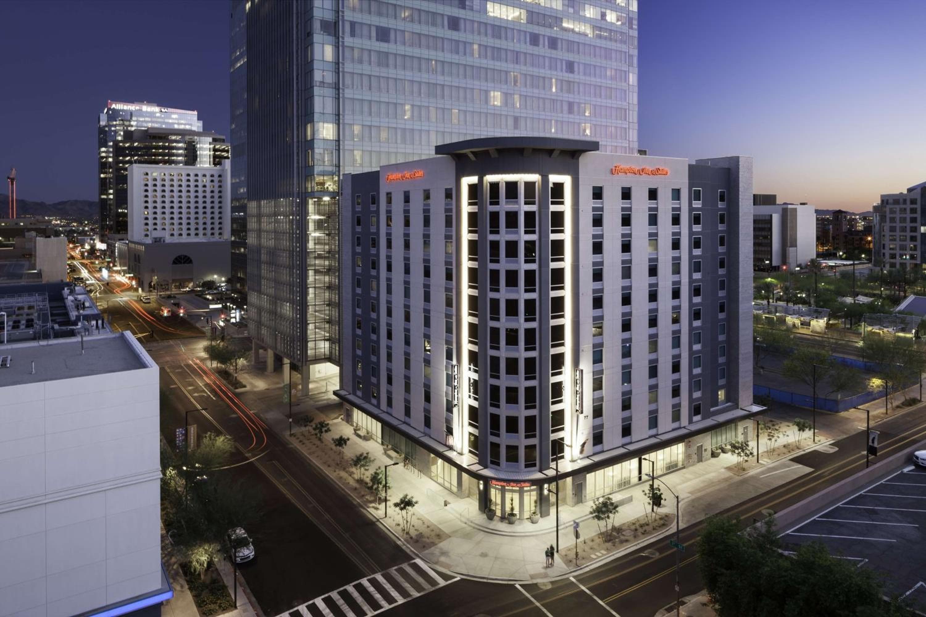 Hampton Inn & Suites Phoenix Downtown in Phoenix