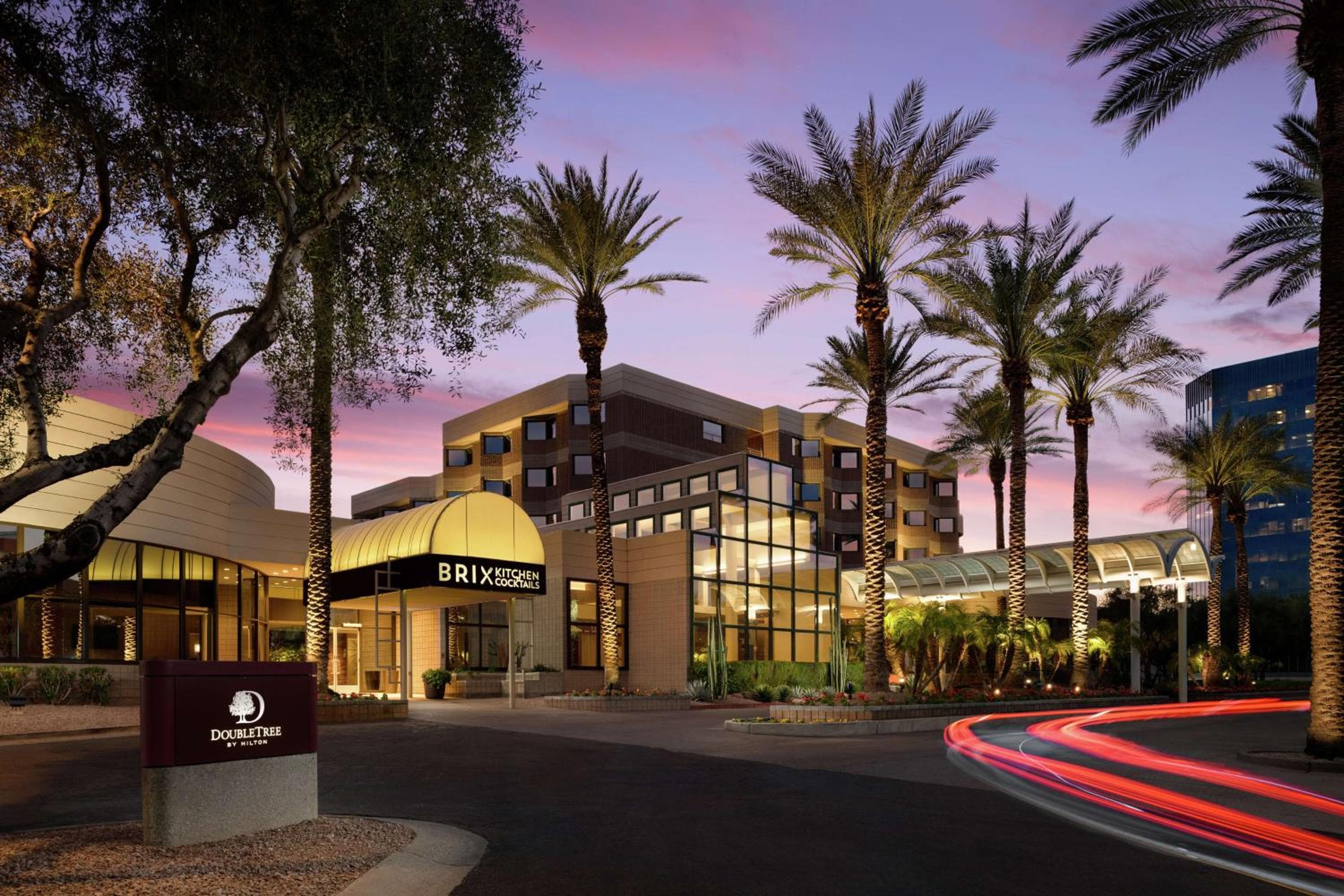 DoubleTree Suites by Hilton Phoenix in Phoenix