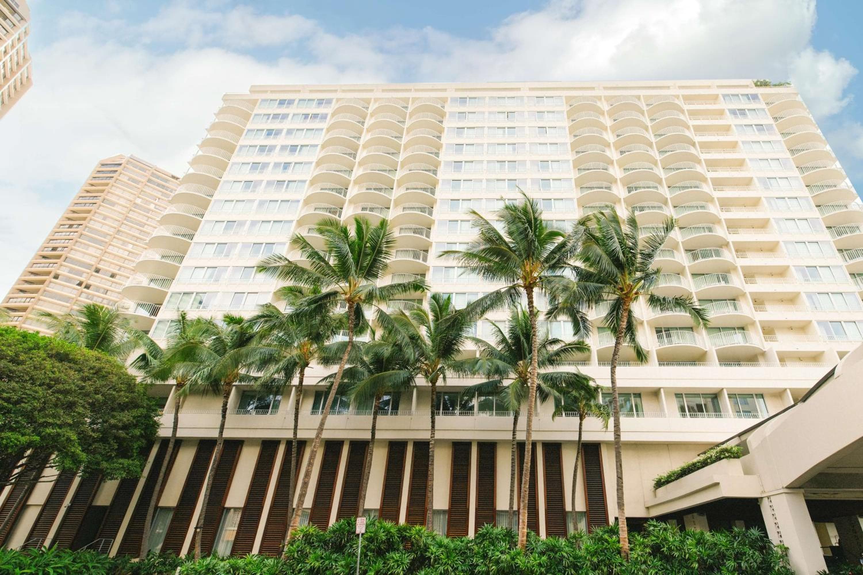 Hilton Vacation Club The Modern Honolulu in Honolulu