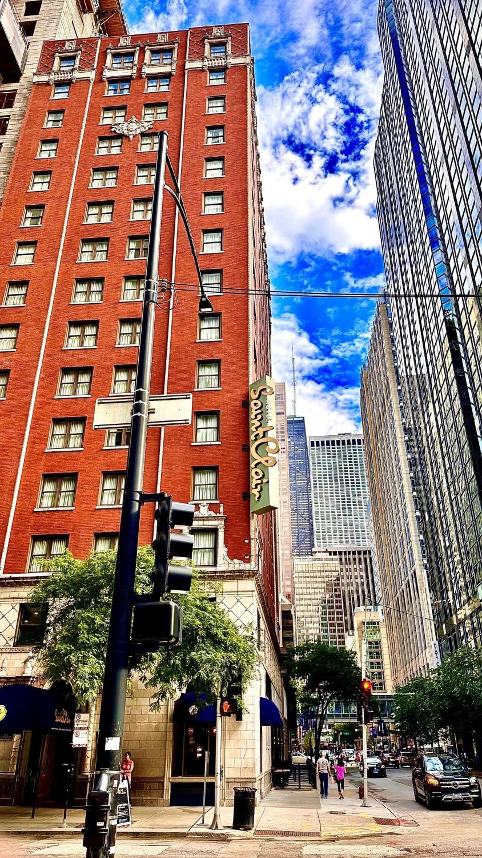 Hotel Saint Clair - Magnificent Mile in Chicago