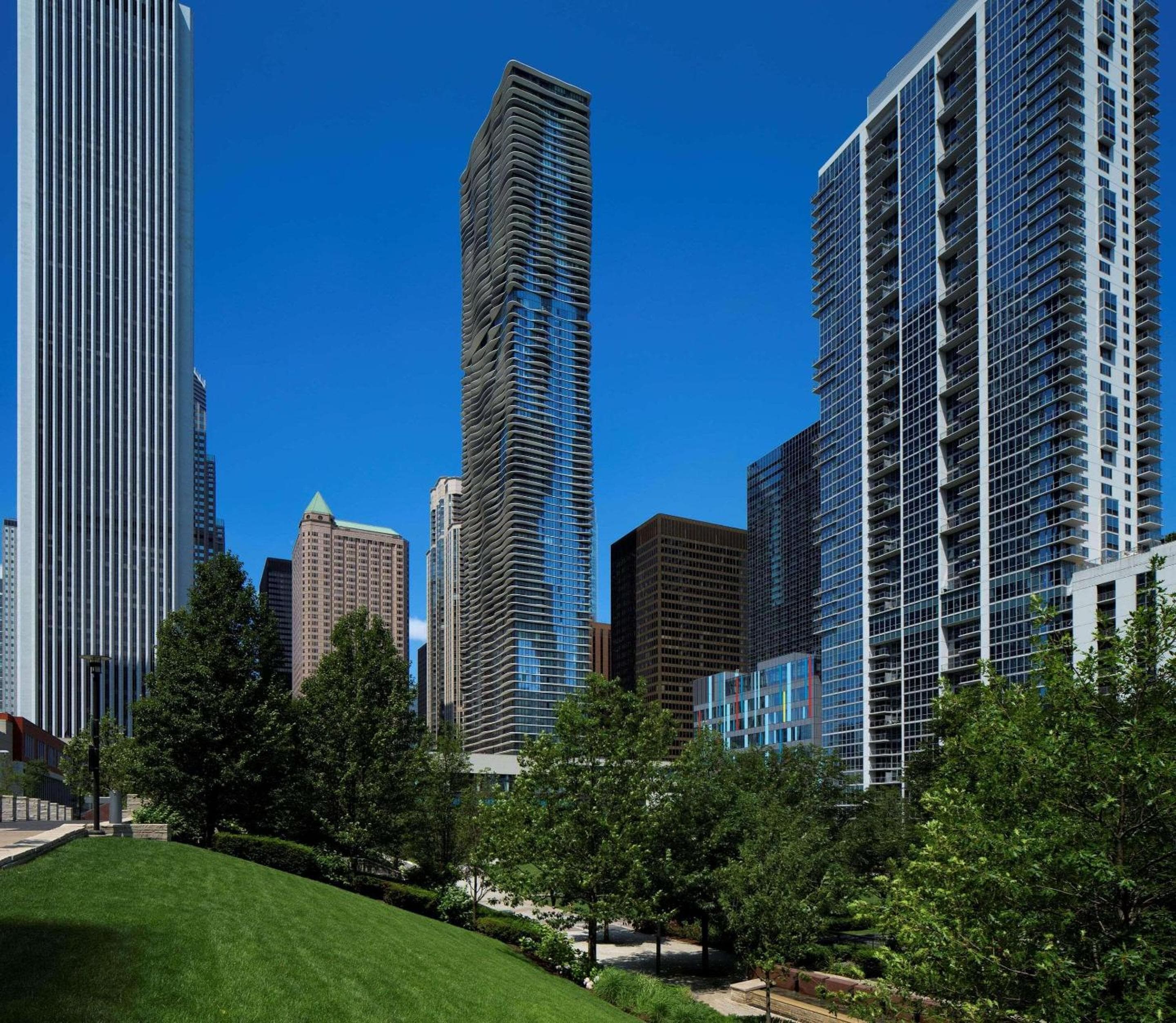 Radisson Blu Aqua Hotel, Chicago in Chicago